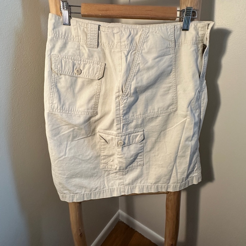 Eddie Bauer Cream Cargo Skirt Size 6 - Picture 2 of 6